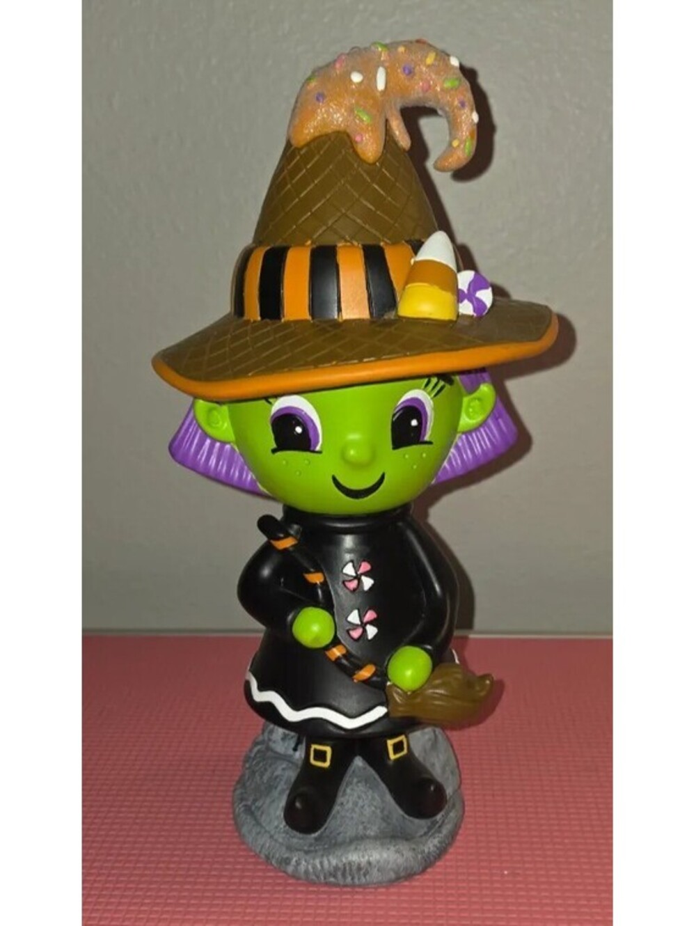 GHOULISH GREEN WITCH FIGURINE CANDY CORN SWEET TREATS HALLOWEEN TABLETOP DECOR